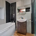 Finest Retreats - Abbeyview * Whitby
