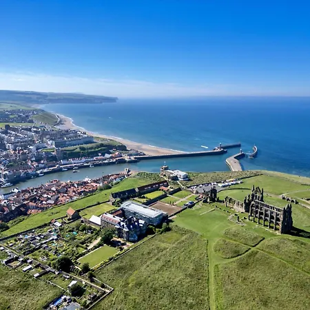 Finest Retreats - Abbeyview * Whitby
